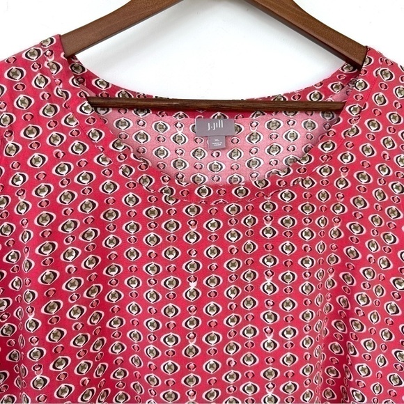 J. Jill top with crew neckline and short sleeves, loose fitting - Picture 5 of 10